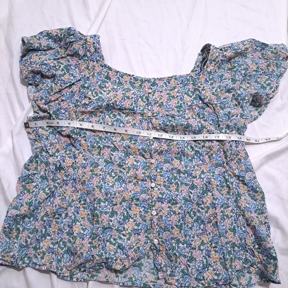 Old Navy | Blue Multi color floral wide neck button up women's shirt - Picture 7 of 9